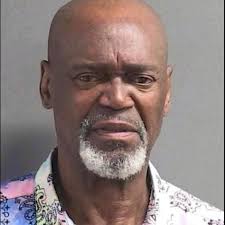 To my cousin theat. We shared the same birthday. Today you would've been  40. If we ddnt talk we would at least speak