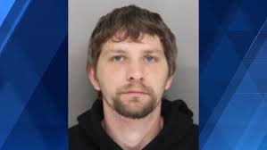 Prosecutor: Store manager who fired shots in fatal smoke shop robbery found  guilty