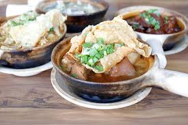 See 15 unbiased reviews of kiang kee bak kut teh, rated 4.5 of 5 on tripadvisor and ranked #1 of 20 restaurants in kota tinggi. Restoran Kota Zheng Zong Bak Kut Teh Johor Bahru Famous Claypot Herbal Bkt With Robust Soup Danielfooddiary Com