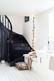 Destiné à créer un lien entre les différents étages et comment relooker un escalier à l'aide de quelques techniques simples. 7 Relooking D Escaliers Que L On Aimerait Refaire Chez Nous Soo Deco