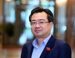 Giảng viên, tác giả, diễn giả nổi tiếng nhất trong lĩnh vực bảo hiểm. Iu24krz2eciuam