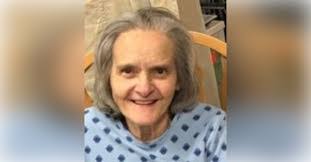 Elizabeth Dehaven's Instagram, Twitter & Facebook