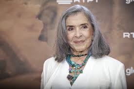 Betty Faria tem novos projetos em solo ...