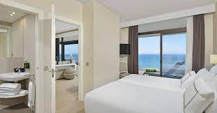 Los siguientes hoteles melia populares en torremolinos ofrecen balcón privado para los huéspedes estos hoteles melia de 4 estrellas en torremolinos ofrecen una experiencia de viaje de primera categoría Hotel Melia Costa Del Sol Modernes Hotel In Torremolinos Melia Com
