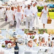 Black And White Dinner Party Attire Diner Au Blanc Special Event Rentals Blog Diner En Blanc White Party Decorations White Party Attire