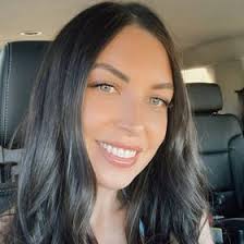 Ashley Hager (ashleyhagerxo)