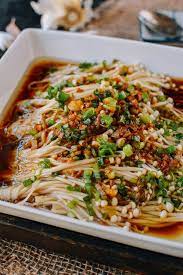 Enoki Mushrooms With Garlic Scallion Sauce Recipe Asian Recipes Recipes Vegetable Recipes