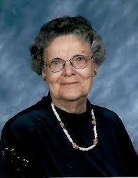 Lenora Dunbar's Instagram, Twitter & Facebook