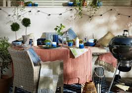 A garden party is an outdoor gathering with a garden theme. Bbq Ideas How To Host The Perfect Bbq Party Denby