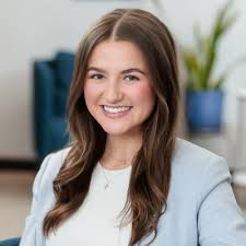 The month of May was crazy. On Mother's Day weekend, I graduated from  Butler University with a degree in Psychology and Religion. As my final,  formal act as Student Body President of