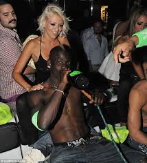 10 beautiful women mario baloteli has dated. Oh My Manchester City S Mario Balotelli Parties In St Tropez Whilst His Former Girlfriend Insists She S Carrying His Child