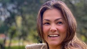 Susana Alves's Instagram, Twitter & Facebook