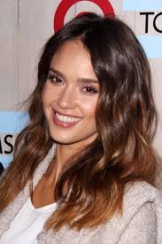 Photos : Jessica Alba, Sarah Hyland et Jennifer Garner : un trio explosif  et engagé pour la bonne cause !