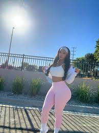 Pamela Yanez - Free pics, galleries & more at Babepedia