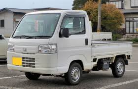 Saking terkenalnya, honda c70 memiliki julukan tersendiri, yakni 'pitung'. Honda Acty Wikipedia