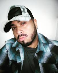 Profile for Alejandro Valderrama