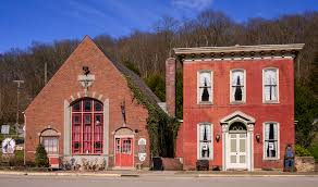 Red Brick Gallery Gift Shop | Clarion County