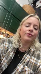 Cass Spinnelli Blonde Hair