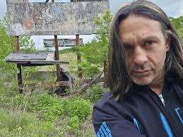 Does anyone know when rocky glen park turn into ghost town and when did it  close.