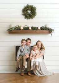 Holiday Family Photo Modern Shiplap Fireplace Neutral Holiday Decor Neutral Family Holiday Photos Christmas Photoshoot Family Christmas Pictures Outfits