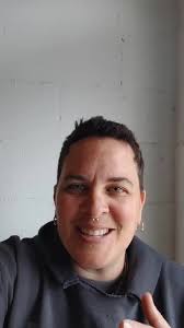 Grit and Grace was live with Amanda Thiel.