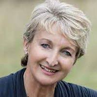 کولت پیچر نویسنده کتاب نقاشی با آبرنگ به زبان آدمیزاد