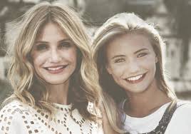 Debbie Harry in an outtake from her Punk Magazine centerfold shoot in New  York City, 1976🕷🕸 (by Chris Stein)