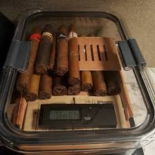 After Having Trouble With My Humidor I Made The Switch To A Tupador I Put Together For 20 Https Ift Tt 2l4l Cigar Humidor Cabinet Humidor Cigars And Whiskey