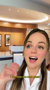 Fromt Desk Associate Bartender at Hotel