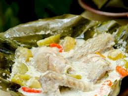 Berdasarkan pengertian yang terdapat dalam wikipedia, garang asem merupakan makanan khas jawa tengah, yaitu olahan ayam berkuah santan, rasanya asam pedas, dan dimasak menggunakan daun pisang. Resep Garang Asem Ayam Kampung Indozone Id