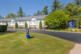 Welcome to traverse bay inn located in beautiful traverse city, michigan! Comfort Inn Traverse City Hotel Book Today