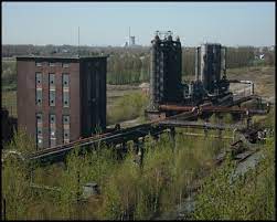 Sie entstand in den jahren 1927 bis 1928 als großkokerei infolge von rationalisierungsmaßnahmen und löste die abgewirtschafteten kleinen kokereien der zechen hansa. Kokerei Hansa In Dortmund Industriekultur Im Ruhrgebiet