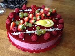 Bavarois Aux Fruits Rouges Gateaux Delices En 2020 Bavarois Aux Fruits Rouges Gateaux Et Delices Fruits Rouges