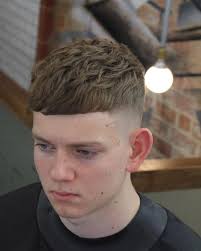 15 Awesome Types Of Fades Men S Hairstyles Cool Hairstyles For Men Mens Hairstyles Round Face Mens Hairstyles