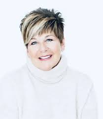 Jill Renshaw's Instagram, Twitter & Facebook