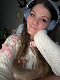 Playing some some overwatch 2 tonight ❤️❤️❤️ Seshing and bantering with  friends, as usual twitch.tv/desxkalistos