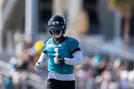 Etienne currently carries an average draft. M X7uzshc3rx2m