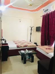 Organize the rest so that the closet appears roomy and tidy. Hotels Within Walking Distance Of Jinnah International Airport In Karachi 2021 Hotel Specials