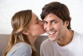 Ruyada Birini Yanagindan Isirmak Ruyandagor Com