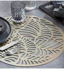 lot de sets de table feuillage or sets de table nappe de noel set de table rond