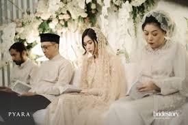 Check spelling or type a new query. 11 Potret Momen Pra Nikah Isyana Sarasvati Dan Rayhan Maditra Gelar Pengajian Lakukan Serangkaian Acara Sakral Kapanlagi Com