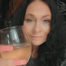 🍸 Grapefruit Cosmo vs. 🍹 Pineapple Mezcal. Which one are you ordering  first?