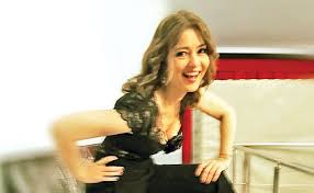 In 1986, she becomes famous performing the role dana of the film the graduates , directed by nicolae. Oana Sarbu Stiri Varsta Inaltime Iubit Copii Liceenii Muzica Click