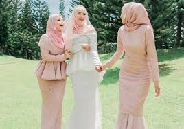 Check spelling or type a new query. Kisah Wanita Yang Dipaksa Menikah Opini Lihin