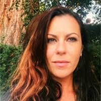 Jeannette Berger's Instagram, Twitter & Facebook