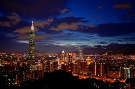 As an ordinal number, 101st (one hundred and first), rather than 101th, is the correct form. å°åŒ—101 è‡ºåŒ—æ—…éŠç¶²