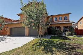 13146 Four Hills Way Victorville Ca 92392 295 000 Listing 448012 See Homes For Sale Information School Districts Neigh Home Desert Homes House Styles