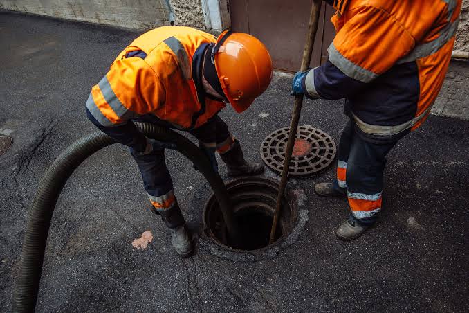 Drain maintenance support