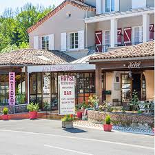 Location d'appartements standing pour cure thermale & vacances. Hotel Pension Complete A Barbotan Les Thermes Cazaubon Dans Le Gers 32 Hostellerie De La Roseraie