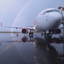 Sang pilot dan awak kendali pesawat lion air jt 610 jenis 737 max digambarkan namun tak banyak yang bisa mereka lakukan. Empat Perkara Pelik Jatuhnya Pesawat Lion Air Jt 610